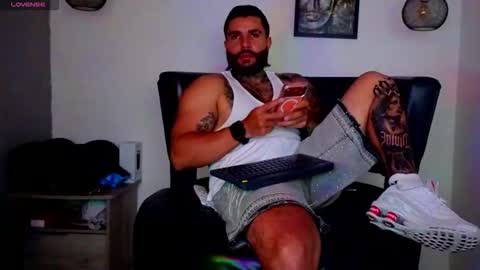 Snapshot of apolo_ryder chatting on 14, 5, 2026 APOLO online show from 14, 5, 2026