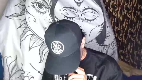 Snapshot of apolo_s chatting on 5, 1, 2025 Andres online show from 5, 1, 2025