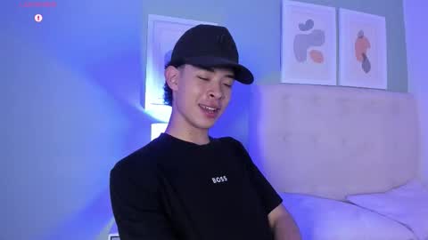 Apolo twink online show from 27, 2, 2026