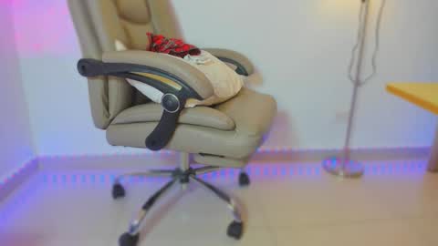 Snapshot of apoteosis_ chatting on 15, 2, 2026 Apo online show from 15, 2, 2026