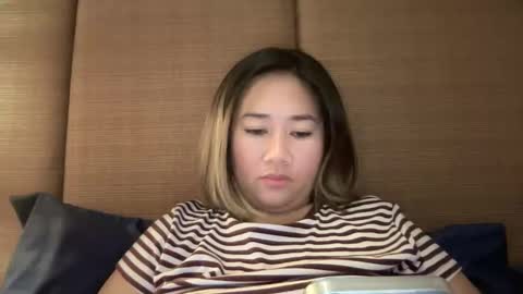 Snapshot of apple_pie_love chatting on 19, 10, 2025 Anika online show from 19, 10, 2025