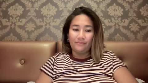 Snapshot of apple_pie_love chatting on 22, 10, 2025 Anika online show from 22, 10, 2025