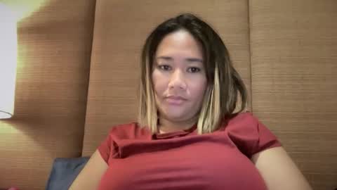 Snapshot of apple_pie_love chatting on 30, 10, 2025 Anika online show from 30, 10, 2025