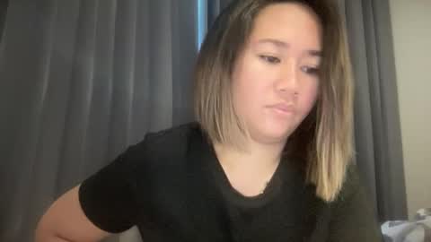 Snapshot of apple_pie_love chatting on 11, 11, 2025 Anika online show from 11, 11, 2025