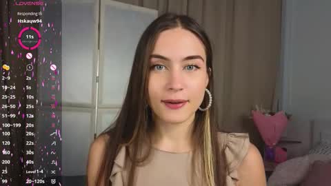 Snapshot of appleeepie chatting on 9, 9, 2025 Vicki online show from 9, 9, 2025