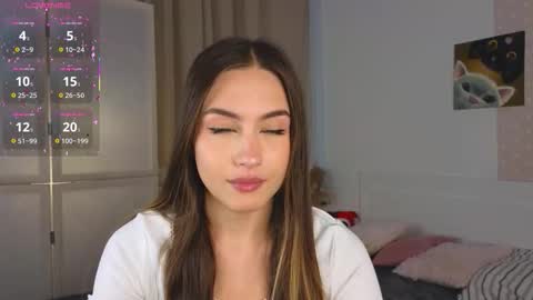 Snapshot of appleeepie chatting on 6, 10, 2025 Vicki online show from 6, 10, 2025