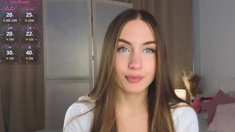 Snapshot of appleeepie chatting on 11, 10, 2025 Vicki online show from 11, 10, 2025