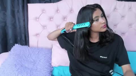 Snapshot of applehot_lr chatting on 8, 2, 2025 sofi y kevin online show from 8, 2, 2025