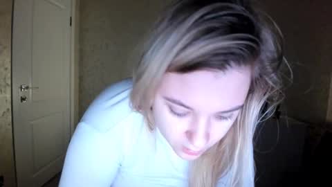 appleyummybuns online show from 11, 11, 2025