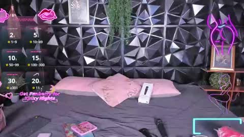 Snapshot of appril_foxx chatting on 8, 1, 2026 apprilfoxx online show from 8, 1, 2026