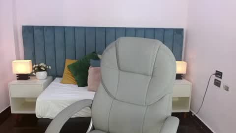 Snapshot of april__bunny chatting on 12, 6, 2026 April Bunny online show from 12, 6, 2026