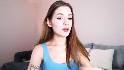 Snapshot of april_felicity chatting on 28, 1, 2025 April online show from 28, 1, 2025