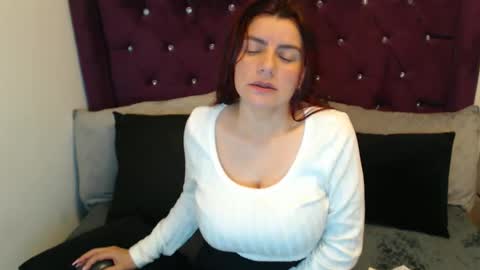 April online show from 21, 9, 2025