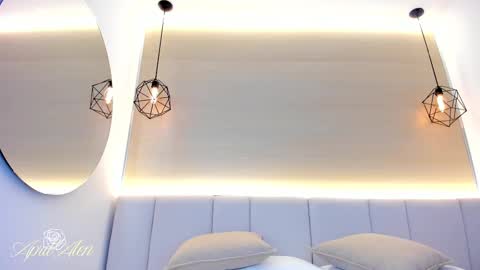 Snapshot of aprilalen chatting on 12, 11, 2025 April online show from 12, 11, 2025