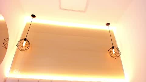 Snapshot of aprilalen chatting on 13, 11, 2025 April online show from 13, 11, 2025