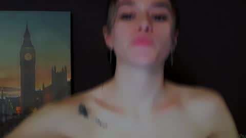 Snapshot of aprillswift_ chatting on 20, 1, 2025 Aprill online show from 20, 1, 2025