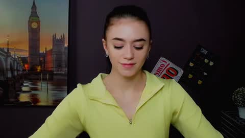 Snapshot of aprillswift_ chatting on 25, 1, 2025 Aprill online show from 25, 1, 2025