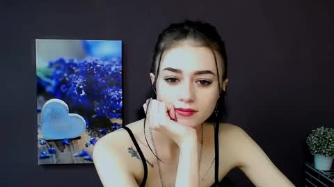 Snapshot of aprillswift_ chatting on 23, 2, 2025 Aprill online show from 23, 2, 2025