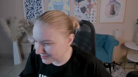 Snapshot of aprilserenity chatting on 8, 11, 2025 April. All year round. online show from 8, 11, 2025