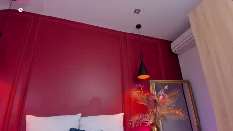 Snapshot of aprilwon chatting on 13, 2, 2025 April online show from 13, 2, 2025