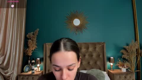 Snapshot of aprilwon chatting on 27, 2, 2025 April online show from 27, 2, 2025