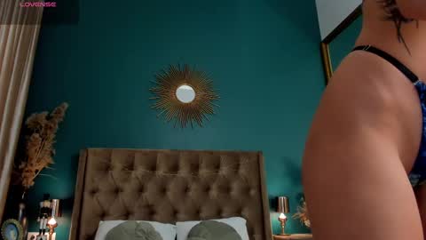 Snapshot of aprilwon chatting on 12, 3, 2025 April online show from 12, 3, 2025