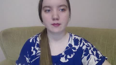 Snapshot of aquanarmin chatting on 10, 11, 2025 Josefin online show from 10, 11, 2025