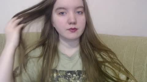 Snapshot of aquanarmin chatting on 11, 11, 2025 Josefin online show from 11, 11, 2025