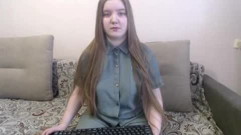 Josefin online show from 3, 2, 2026