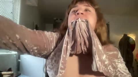 BustyPrincessLeila online show from 1, 2, 2026