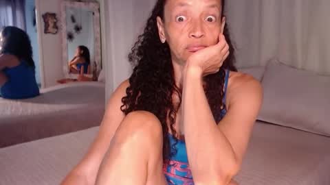 Nadia Cyel online show from 4, 3, 2026