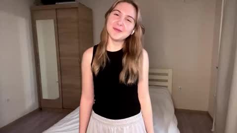 Emi online show from 28, 11, 2025