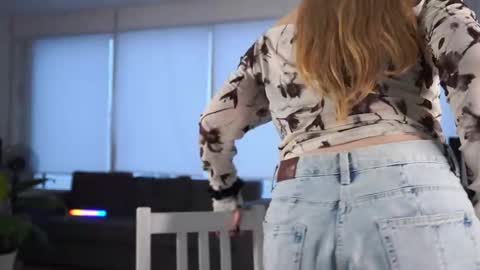 Valentina online show from 3, 12, 2025