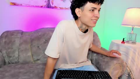 Snapshot of arceluuz chatting on 25, 2, 2025 Arceluz online show from 25, 2, 2025