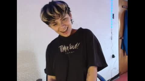 Snapshot of ares_boo chatting on 11, 2, 2025 ares online show from 11, 2, 2025