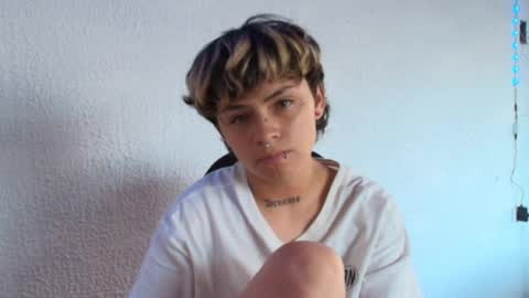 Snapshot of ares_boo chatting on 18, 2, 2025 ares online show from 18, 2, 2025