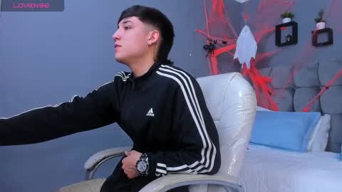 Snapshot of ares_di_martin chatting on 4, 11, 2025 Ares online show from 4, 11, 2025