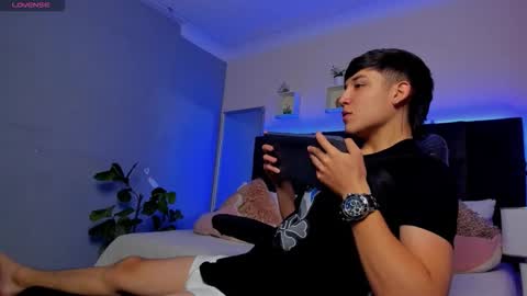 Snapshot of ares_di_martin chatting on 13, 12, 2025 Ares online show from 13, 12, 2025