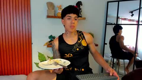 Snapshot of aress444 chatting on 13, 9, 2025 aress444 online show from 13, 9, 2025