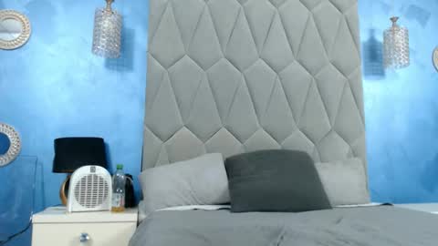 aretialisya online show from 31, 10, 2025