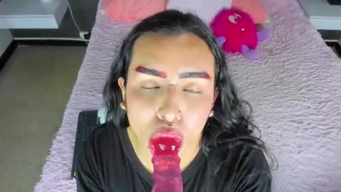 Ari  online show from 4, 3, 2025