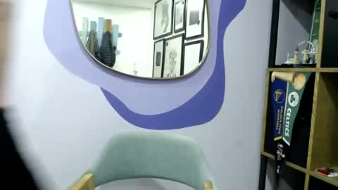 aria_andradee online show from 6, 3, 2025