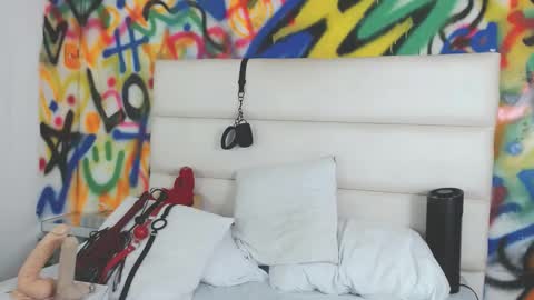 Snapshot of aria_martiin chatting on 12, 12, 2024 aria online show from 12, 12, 2024