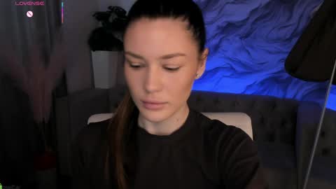 aria_mila online show from 30, 3, 2026