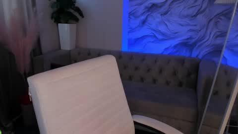 aria_mila online show from 16, 4, 2026