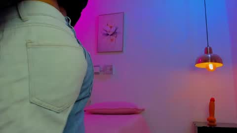 Snapshot of aria_millers1 chatting on 21, 4, 2026 aria_millers1 online show from 21, 4, 2026