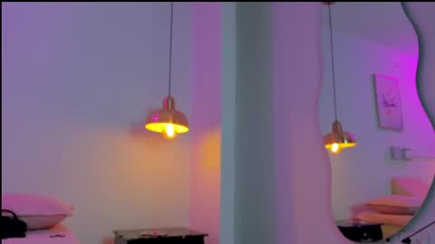 Snapshot of aria_millers1 chatting on 5, 5, 2026 aria_millers1 online show from 5, 5, 2026