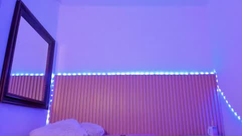 Aria Millers  online show from 19, 12, 2025