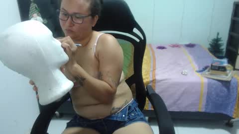 ...Ariana... online show from 13, 11, 2025