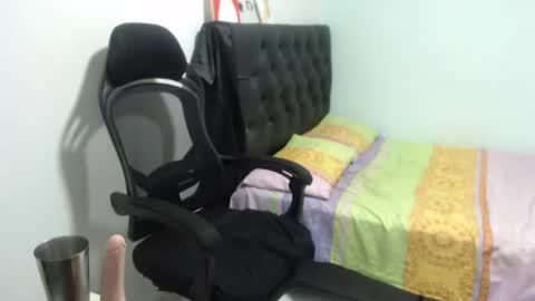 ...Ariana... online show from 13, 6, 2026